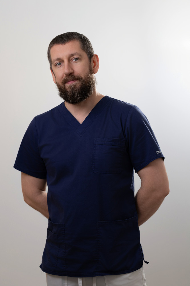 Ratownik medyczny - Marek Tarasiuk zdjęcie w formacie jpg